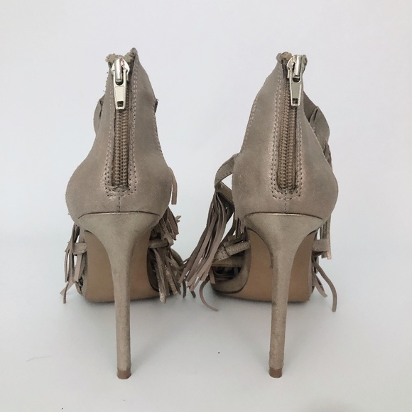 Steve Madden Fringly Sandal Gold Taupe Heel 7.5 - Picture 6 of 8